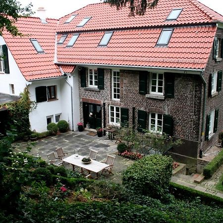 Landhaus In Idyllischer, Ruhiger Lage Und Flughafennaehe 拉廷根 外观 照片