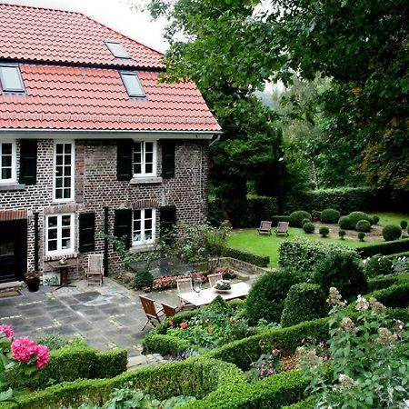Landhaus In Idyllischer, Ruhiger Lage Und Flughafennaehe 拉廷根 外观 照片